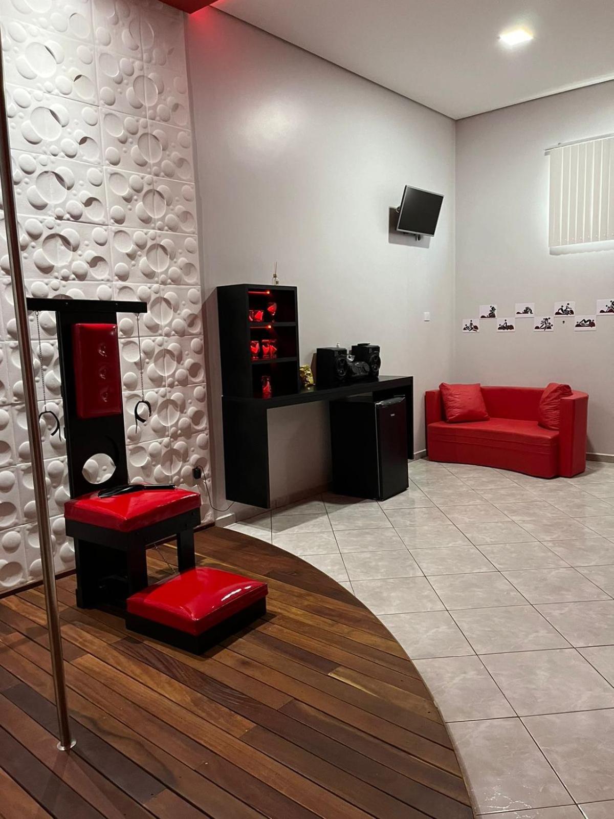 Fetiche Motel Presidente Medici  Kültér fotó
