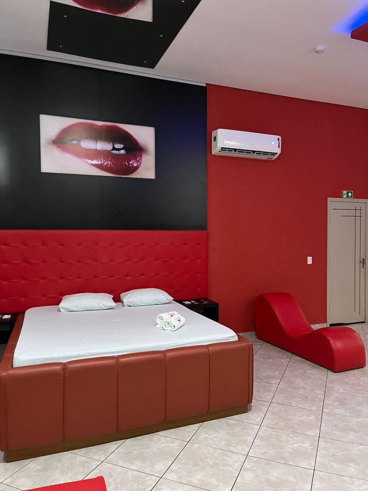 Fetiche Motel Presidente Medici  Kültér fotó